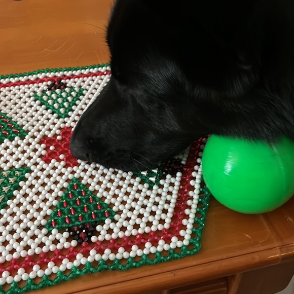 Christmas Handmade beaded table mat centerpiece - Picture 6 of 8